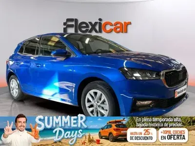 Usado Skoda Fabia Ambition 95 CV (69 kW) 2023 Azul Utilitario