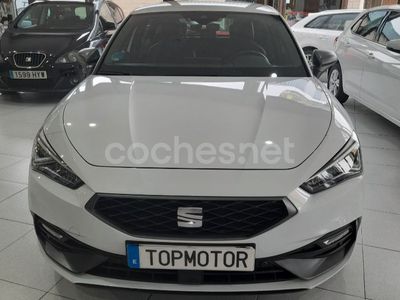 Usado Seat Leon FR 150 CV (110 kW) 2021 Blanco Berlina