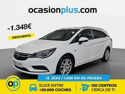 Blanco Usado 2017 Opel Astra Selective Familiar | 9290 € (Precio justo)