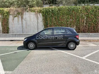 Usado Mercedes B180