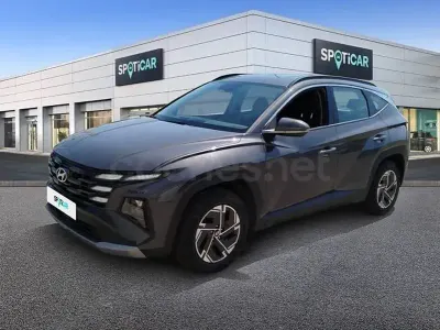Usado Hyundai Tucson 160 CV (117 kW) 2025 Gris / plata SUV