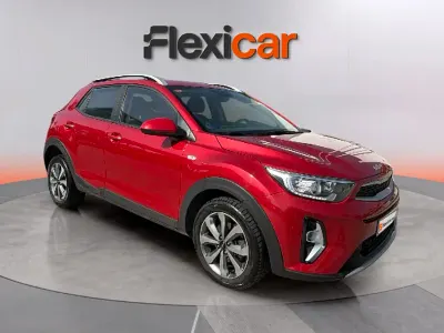 Usado Kia Stonic 101 CV (74 kW) 2021 Rojo SUV