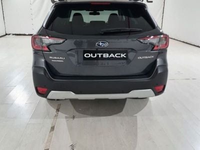 Usado Subaru Outback 169 CV (124 kW) 2022 Gris SUV