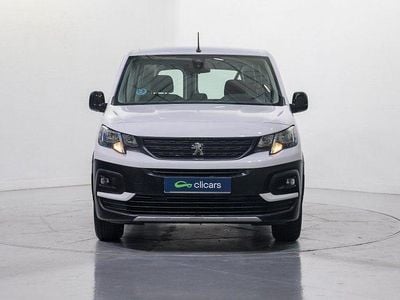 Usado Peugeot Rifter Active 100 CV (73 kW) 2022 Negro Monovolumen
