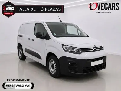 Usado Citroën Berlingo 100 CV (73 kW) 2023 Blanco Monovolumen