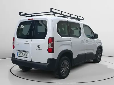 Gebraucht Peugeot Rifter Business-Line 102 PS (75 kW) 2022 Weiß Van / Kleinbus