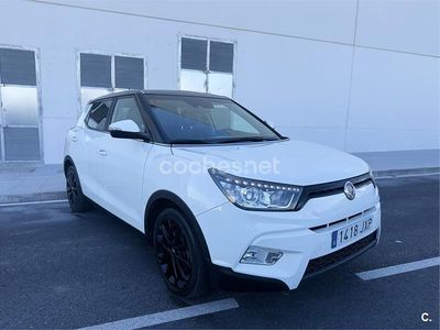 Usado Ssangyong (KGM) Tivoli Limited 115 CV (84 kW) 2017 Blanco SUV