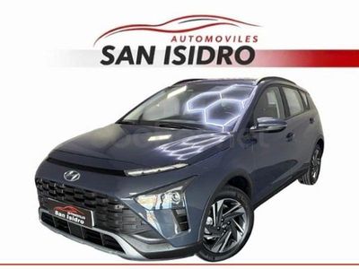 Usado Hyundai Bayon 100 CV (73 kW) 2022 Gris / plata SUV