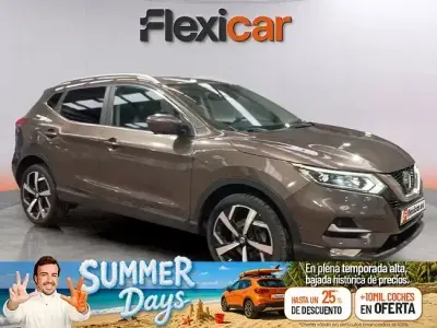 Usado Nissan Qashqai Acenta 160 CV (117 kW) 2019 Gris SUV