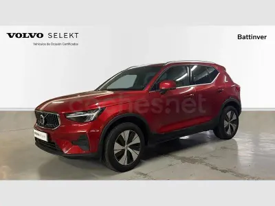 Usado Volvo XC40 Core 211 CV (155 kW) 2023 Rojo SUV