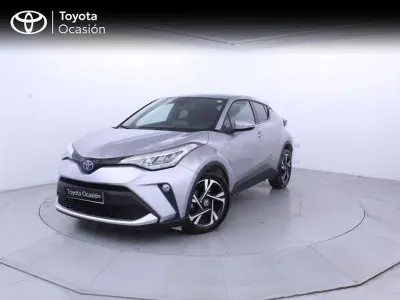 Usado Toyota C-HR Advance 122 CV (89 kW) 2023 Gris / plata SUV