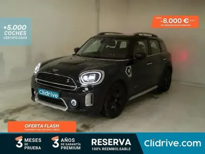 Usado Mini Cooper SE 91 kW (125 CV) 2023 Negro Utilitario