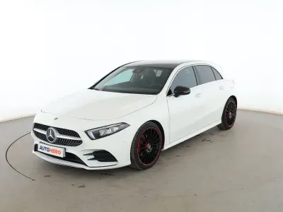 Usado Mercedes A200 AMG line 150 CV (110 kW) 2022 Blanco Berlina