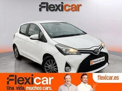 Usado Toyota Yaris Active 99 CV (72 kW) 2016 Blanco Berlina