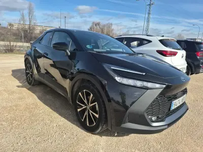 Usado Toyota C-HR Advance 140 CV (102 kW) 2025 Negro SUV