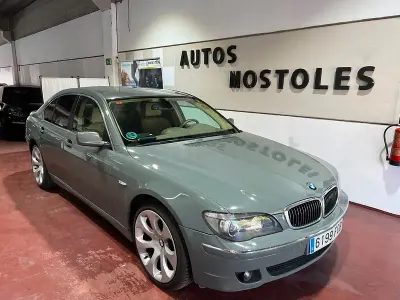Usado BMW 740 306 CV (225 kW) 2006 Gris / plata Berlina