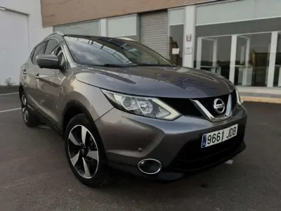 Usado Nissan Qashqai Premium Edition 131 CV (96 kW) 2015 Gris SUV