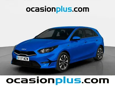 Usado Kia Ceed 101 CV (74 kW) 2025 Azul Utilitario