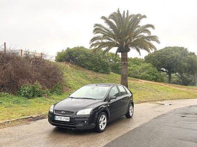 Usado Ford Focus Trend 115 CV (84 kW) 2007 Negro Berlina