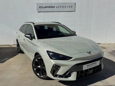Usado Cupra Leon 150 CV (110 kW) 2024 Gris / plata Familiar