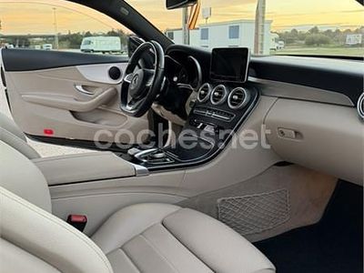 Usado Mercedes C220 AMG line 170 CV (125 kW) 2016 Negro Coupe