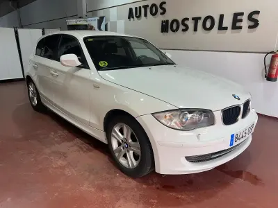 Käytetty BMW 116 115 HP (84 kW) 2009 Valkoinen Viistoperä