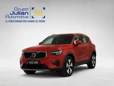 Usado Volvo XC40 Core 163 CV (119 kW) 2025 Rojo SUV
