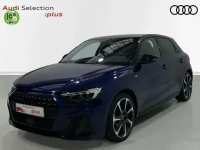 Usado Audi A1 Black Edition 116 CV (85 kW) 2025 Azul SUV