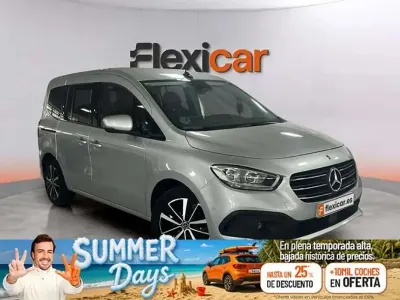 Usado Mercedes 180 116 CV (85 kW) 2023 Gris Berlina