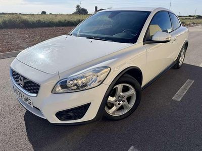 Blanco Usado 2011 Volvo C30 Momentum Utilitario | 8995 € (Un poco caro)