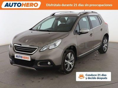 Usado Peugeot 2008 Allure 121 CV (88 kW) 2016 Gris SUV