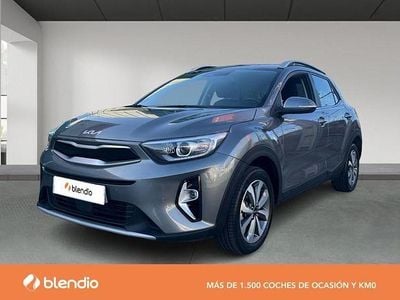 Usado Kia Stonic 84 CV (61 kW) 2023 Gris SUV