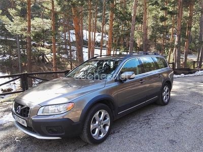 Marrón Usado 2009 Volvo XC70 Momentum Familiar | 16.000 €