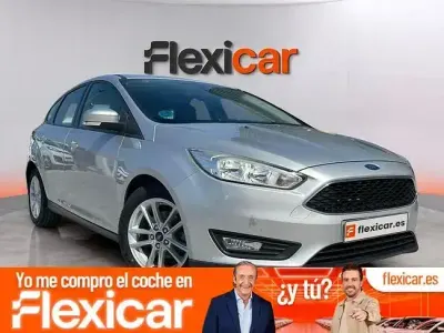 Usado Ford Focus ST-Line 125 CV (91 kW) 2017 Gris Berlina