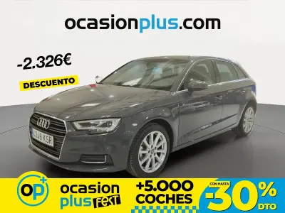 Usado Audi A3 Design 116 CV (85 kW) 2018 Gris Berlina