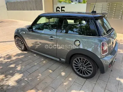Usado Mini John Cooper Works 211 CV (155 kW) 2009 Gris / plata Utilitario
