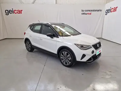 Usado Seat Arona FR 115 CV (84 kW) 2025 Blanco SUV