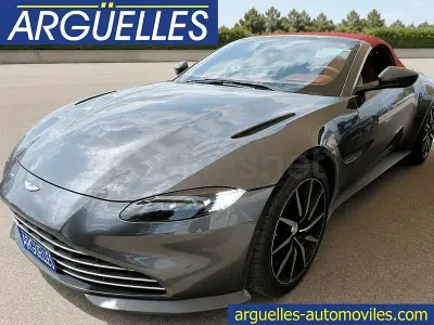 Usado Aston Martin V8 Vantage 665 CV (489 kW) 2022 Gris / plata Descapotable