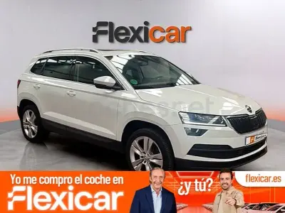 Usado Skoda Karoq Style 150 CV (110 kW) 2018 Blanco SUV