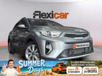 Usado Kia Stonic 84 CV (61 kW) 2024 Gris SUV