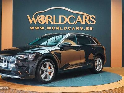 Negro Usado 2022 Audi e-tron Ambiente SUV | 35.975 € (Precio justo)