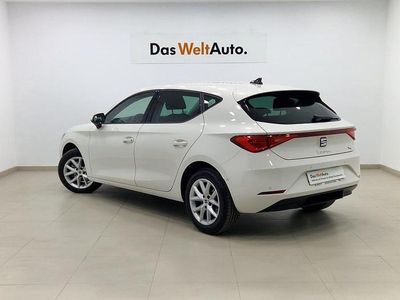 Usado Seat Leon Style 116 CV (85 kW) 2025 Blanco Berlina
