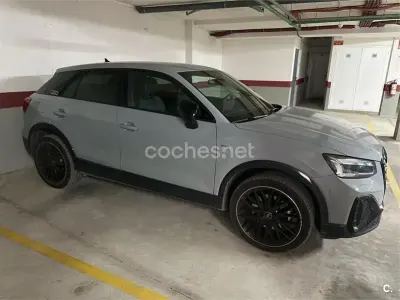 Usado Audi Q2 S-Line 150 CV (110 kW) 2023 Gris / plata SUV