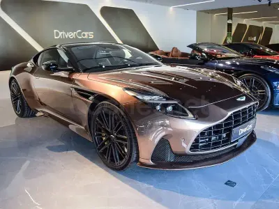 Nuevo Aston Martin DB12 680 CV (500 kW) 2026 Marrón Coupe