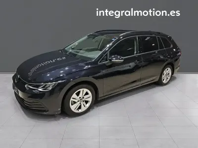 Usado VW Golf VIII 110 HP (80 kW) 2022 Preto Carrinha