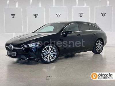 Usado Mercedes CLA200 Shooting Brake 156 CV (114 kW) 2019 Negro Familiar