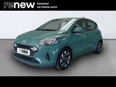 Usado Hyundai i10 67 CV (49 kW) 2023 Verde Utilitario