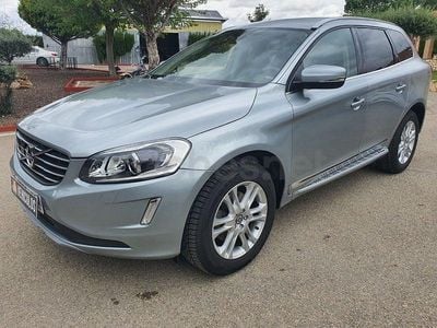 Usado Volvo XC60 Momentum 190 CV (139 kW) 2017 Gris / plata SUV