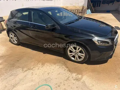 Usado Mercedes A200 150 CV (110 kW) 2018 Negro Berlina