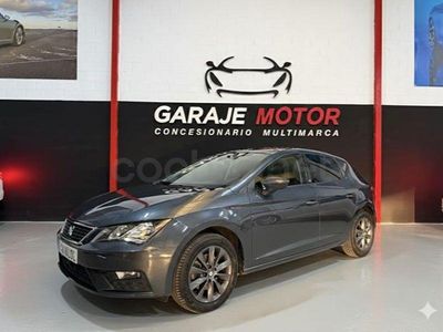 Usado Seat Leon Style 115 CV (84 kW) 2020 Gris / plata Berlina